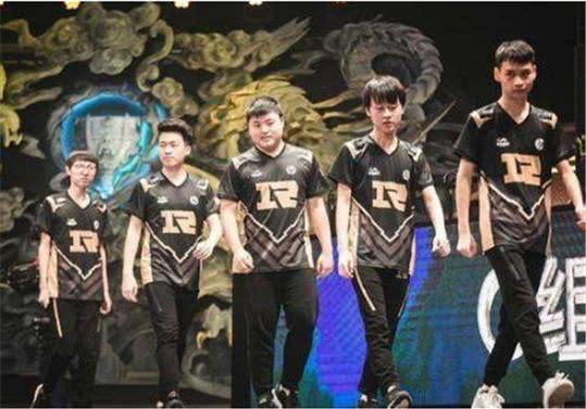 ky开元|原油需求不确定性引沙特担忧 美油期货周五收跌0.58美元(图1) ky开元|原油需求不确定性引沙特担忧 美油期货周五收跌0.58美元(图1)